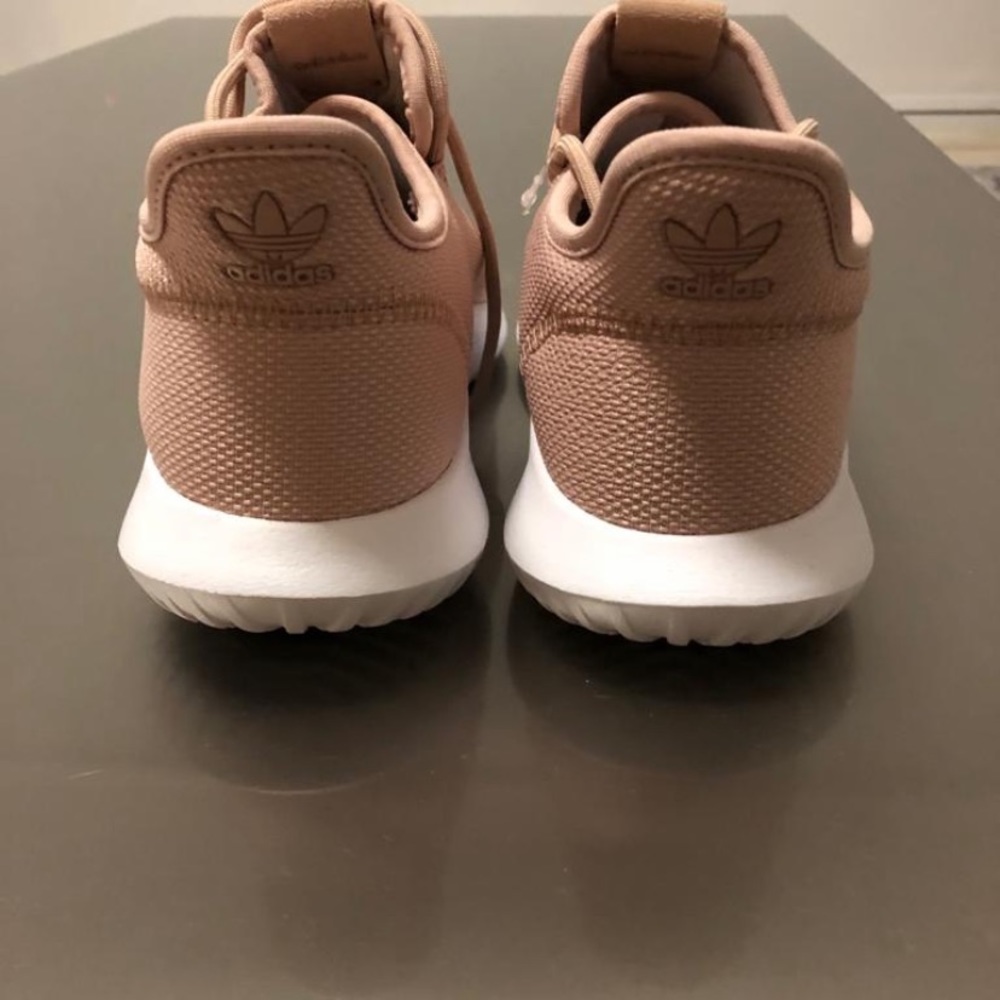 Adidas - Picture 5 of 6